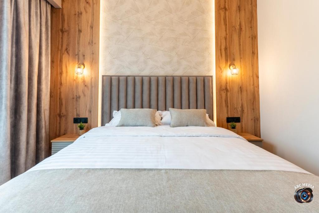 Cameră Dublă Deluxe — cazare Vâlcea, Ecvestria Chalet