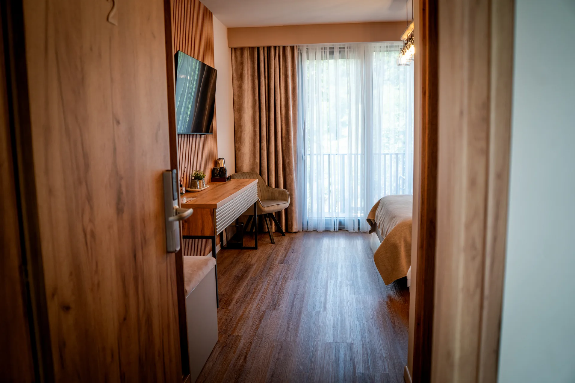 Cameră Triplă Deluxe — cazare Vâlcea, Ecvestria Chalet
